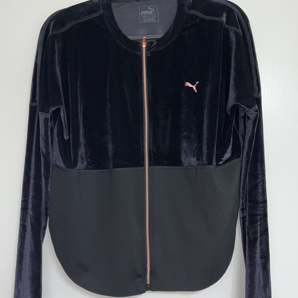 PUMA -velvet zip jacket -workout LARGE *new*